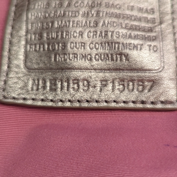 Coach signature hobo bag, tan and gold - Picture 7 of 15